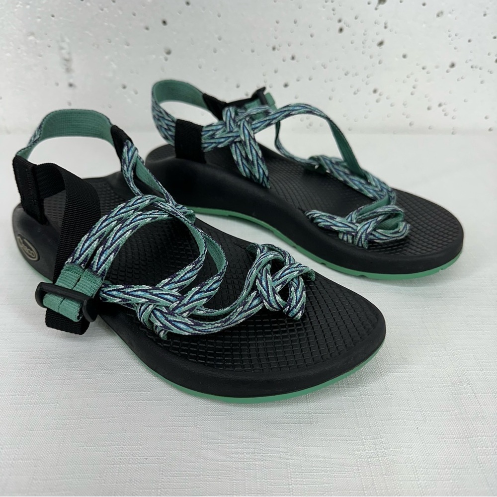 Chaco Women's size 7 ZX2 Yampa Dagger Green Blue Black Sandals